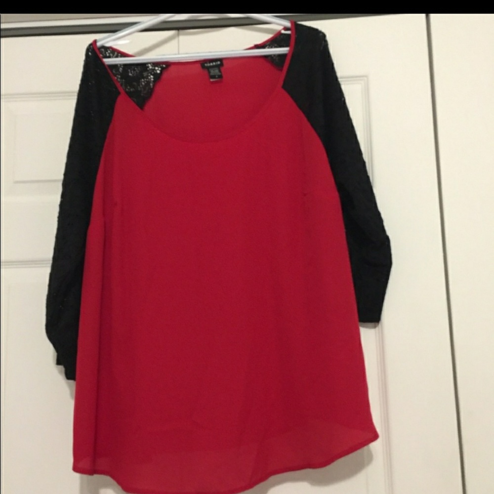 Torrid Top size 2 sexy. Reposh
